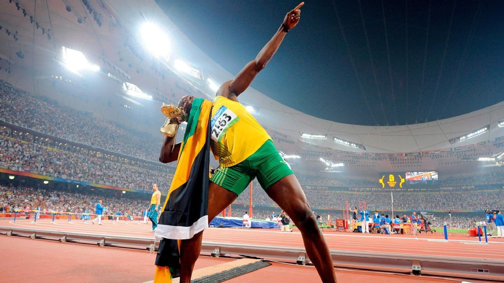 世界杯逆转传奇：英雄瞬间震撼全场！，世界杯首场逆转